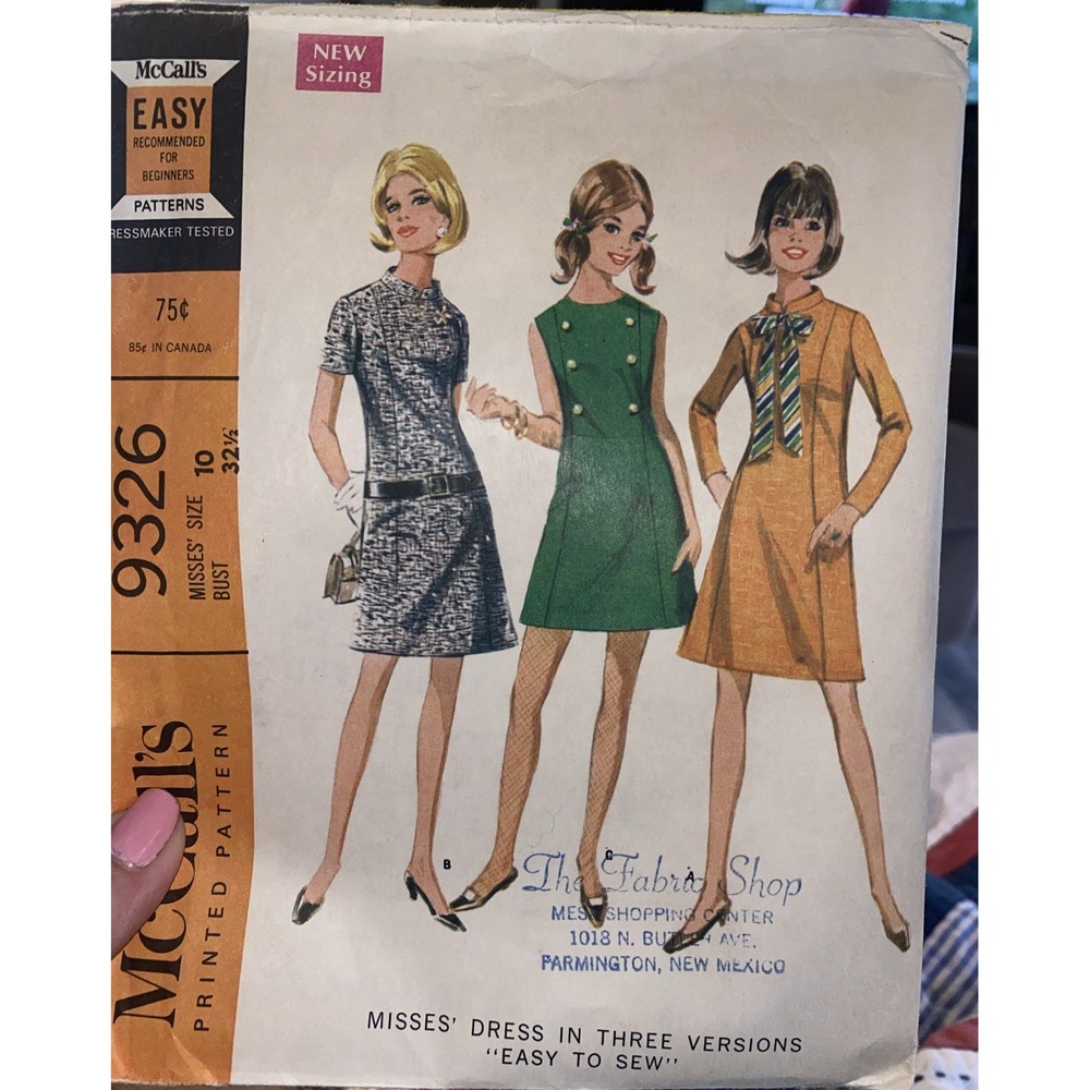 Vintage 1968 McCalls 9326 Sewing Pattern Misses Dress Size 10 Bust 32.5